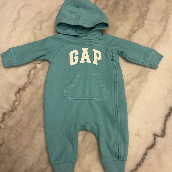 GAP Other - GAP Kids Cozy Light Blue Hooded Outfit 3/6 month